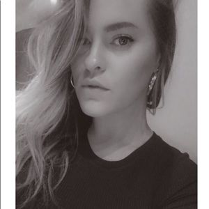 Meet your Posher, Shelby